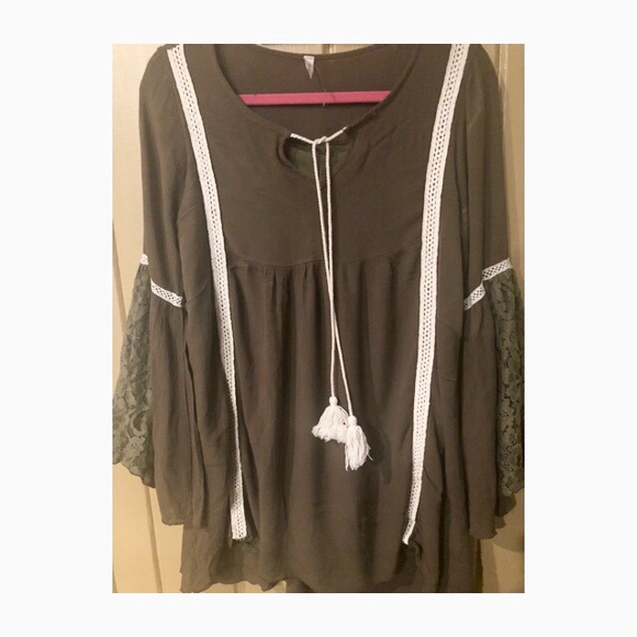 orange creek Dresses & Skirts - NWT🌟 ORANGE CREEK ⭐️ Cute Army Green Dress!